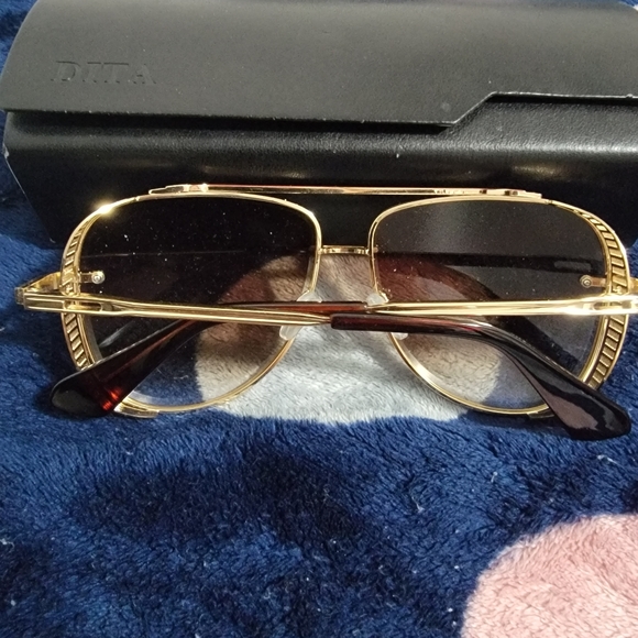Dita Glasses - Picture 3 of 3